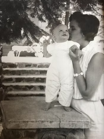 SHIFT Caregiver Founder, Vic Railton, has a difficult conversation with her Mom about death and the future.